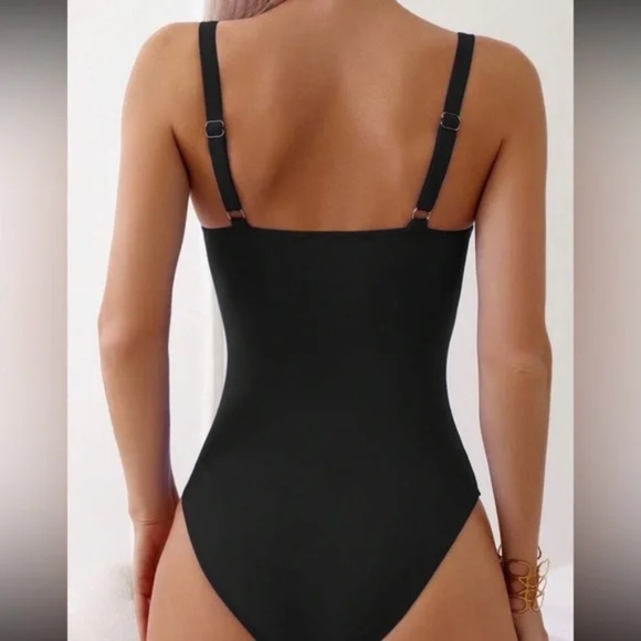 Colorful Cut out Adjustable Straps Ruched Monokini One Piece Swimsuit - Picture 8 of 14